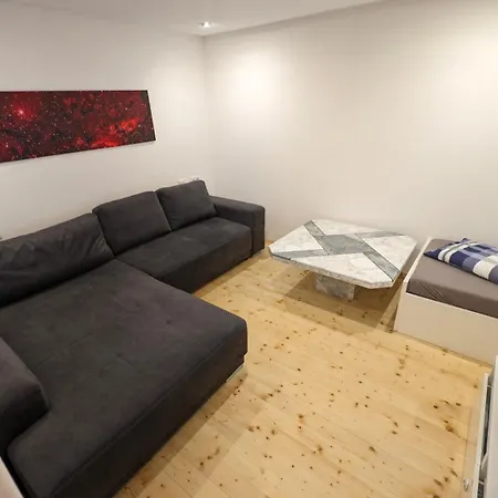 Pensión Niceprice 24h